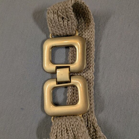 Womens Size Large Tan Sleeveless Knitted Tank Top With Gold Metal Accent - Picture 6 of 6